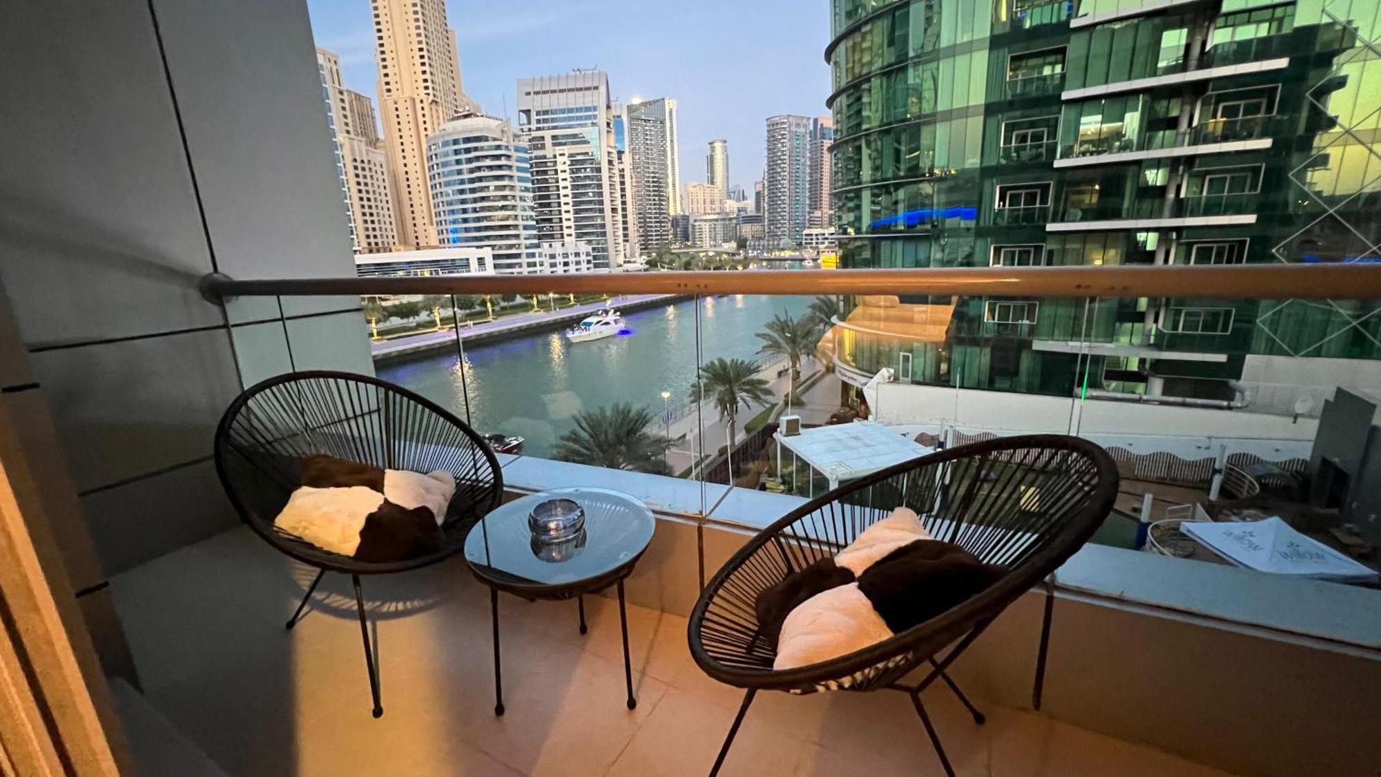 Premium Dubai Marina Two Bedroom Apartments With Sea View - Family Only Exterior photo